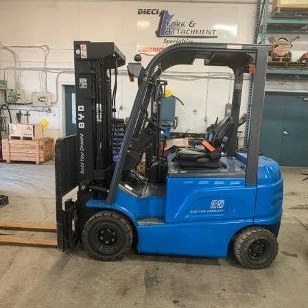 Used 2018 CARER F70HD2 Electric Forklift for sale in Surrey British Columbia