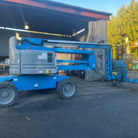 Used 2011 GENIE Z60/34 Boomlift / Manlift for sale in Langley British Columbia