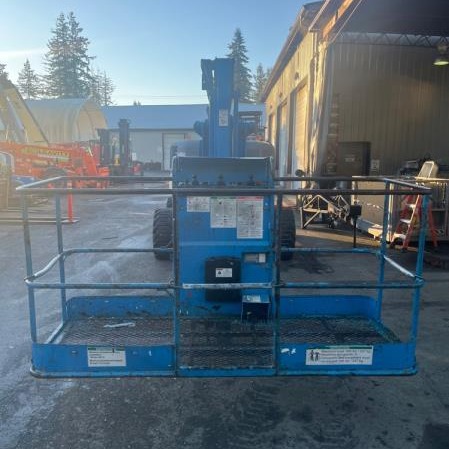 Used 2011 GENIE Z60/34 Boomlift / Manlift for sale in Langley British Columbia