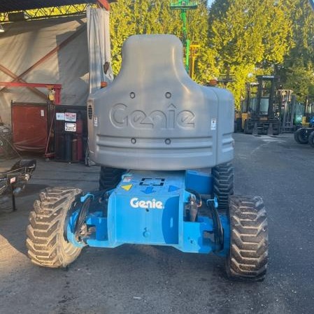 Used 2011 GENIE Z60/34 Boomlift / Manlift for sale in Langley British Columbia