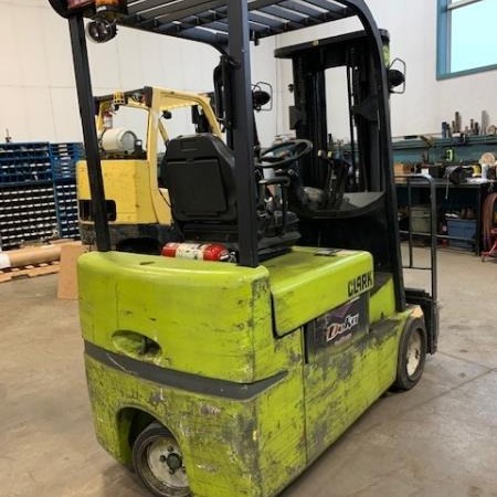 Used 2017 CLARK TMX25 Electric Forklift for sale in Cambridge Ontario