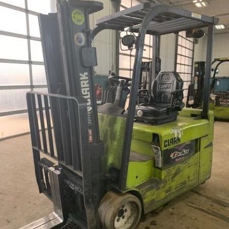 Used 2017 CLARK TMX25 Electric Forklift for sale in Cambridge Ontario