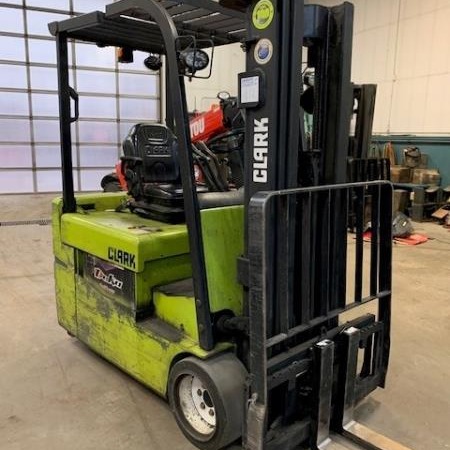 Used 2017 CLARK TMX25 Electric Forklift for sale in Cambridge Ontario