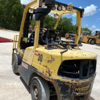 Used 2015 HYSTER H90FT Pneumatic Tire Forklift for sale in San Antonio Texas