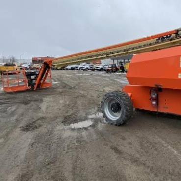 Used 2015 JLG 860SJ Boomlift / Manlift for sale in Cambridge Ontario