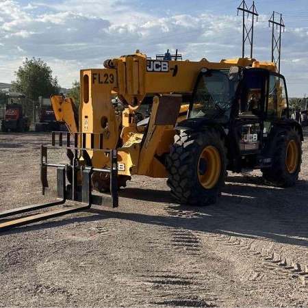 Used 2017 JCB 512-56 Telehandler / Zoom Boom for sale in Langley British Columbia