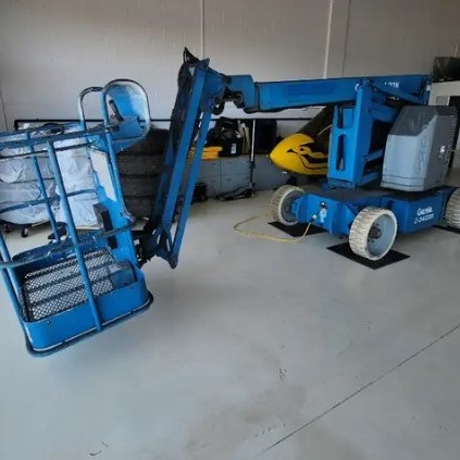 Used 2011 GENIE Z34/22N Boomlift / Manlift for sale in Cambridge Ontario