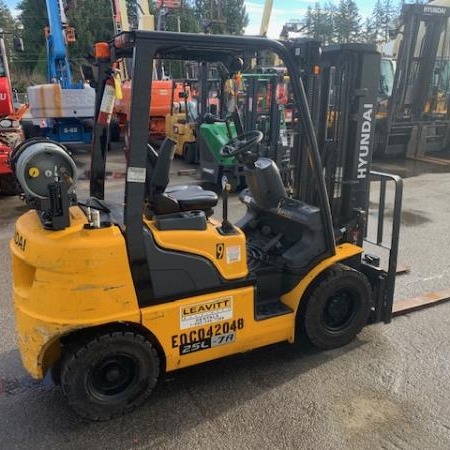 Used 2022 HYUNDAI 25L-7A Pneumatic Tire Forklift for sale in Langley British Columbia