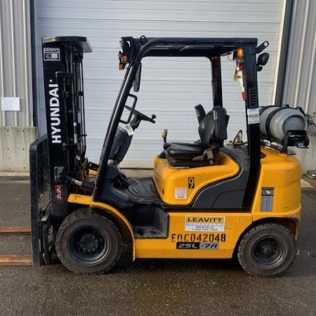 Used 2022 HYUNDAI 25L-7A Pneumatic Tire Forklift for sale in Langley British Columbia