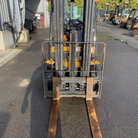 Used 2022 HYUNDAI 25L-7A Pneumatic Tire Forklift for sale in Langley British Columbia