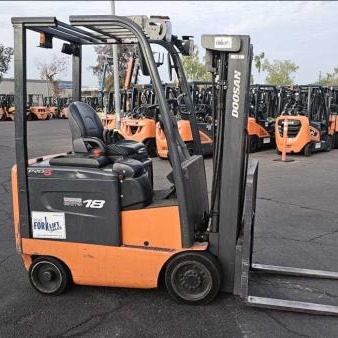 Used 2019 DOOSAN BC18S-5 Electric Forklift for sale in Phoenix Arizona