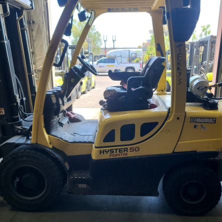 Used 2015 HYSTER H50FT Pneumatic Tire Forklift for sale in Phoenix Arizona
